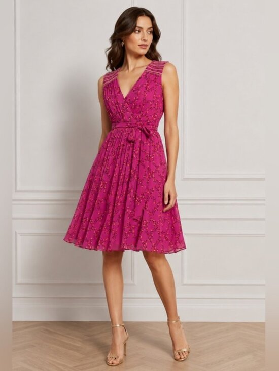 Diane Von Furstenberg Dresses & Skirts - 500 USD Diane von Furstenberg Shalamar Pink Floral Bali Wrap Silk Dress